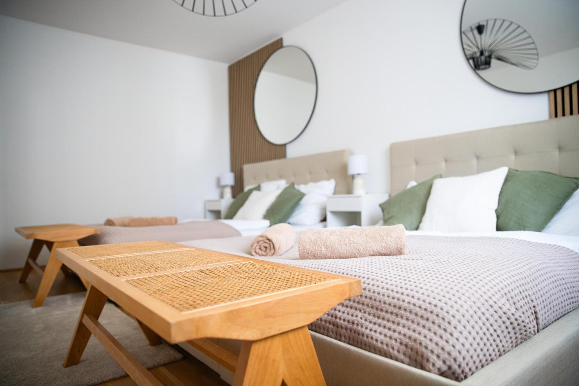Stylish Apartments - 3 Min To U1 Kagraner Platz Viena Exterior foto